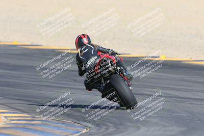 media/Dec-05-2024-Racers Edge (Thu) [[e102e0690b]]/3-B Group/Session 1 Turn 8 Backside/